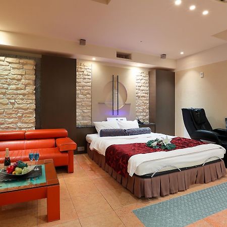 Hotel Axis -アクシス- (Adults Only) Osaka Dış mekan fotoğraf