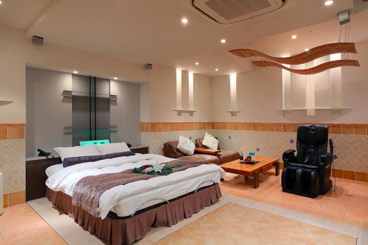 Hotel Axis -アクシス- (Adults Only) Osaka Dış mekan fotoğraf
