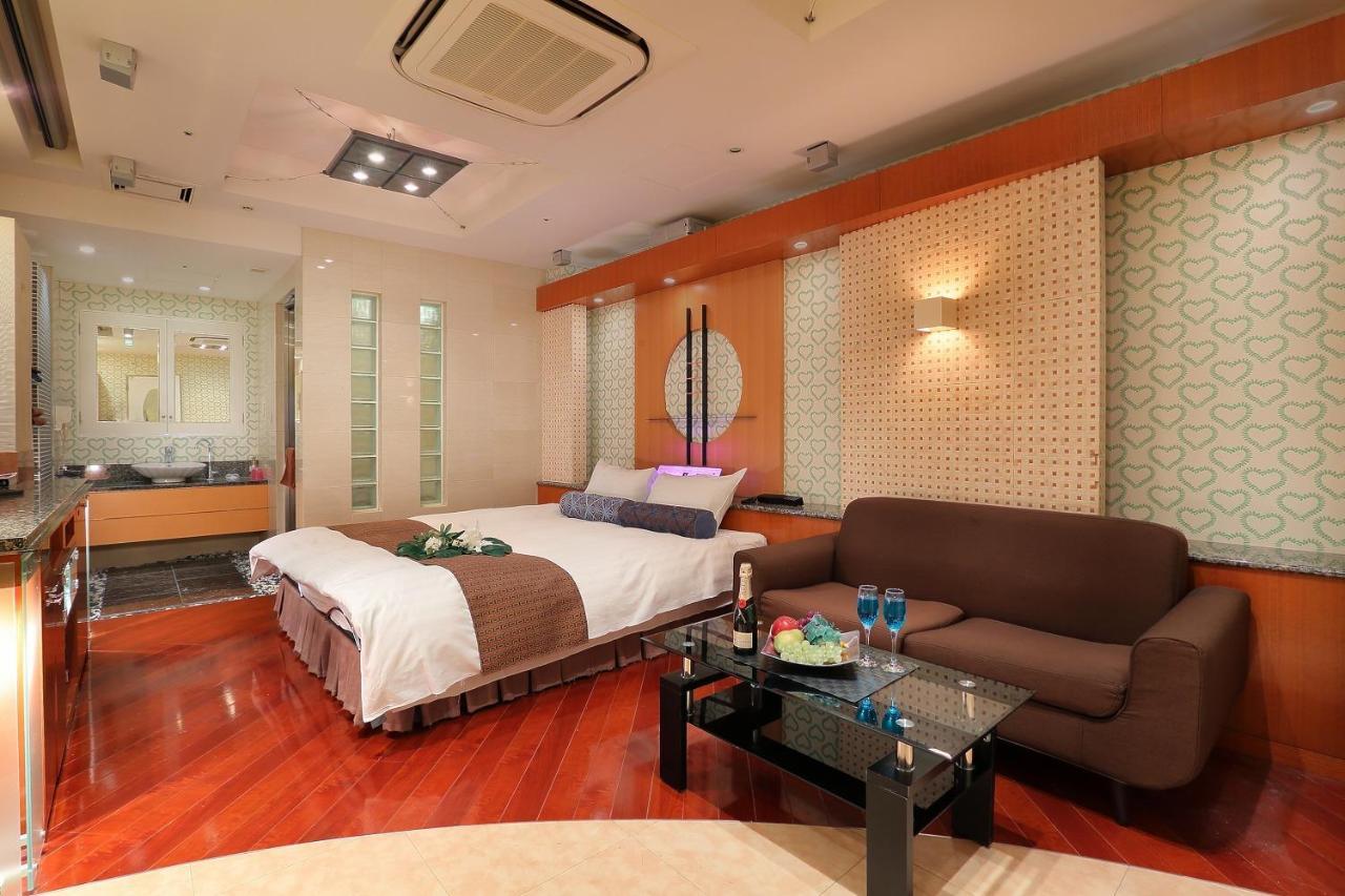 Hotel Axis -アクシス- (Adults Only) Osaka Dış mekan fotoğraf